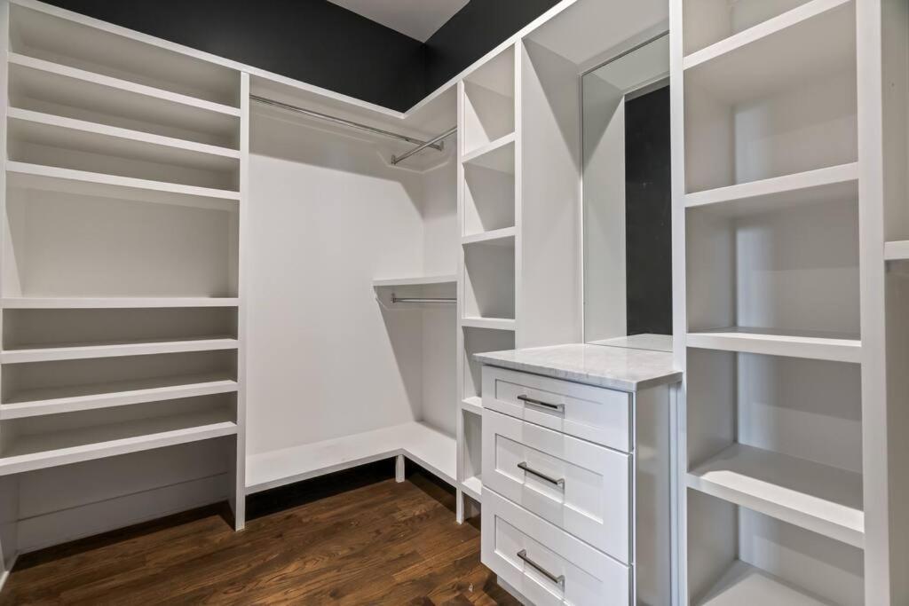 King Bed, Balcony, Covered Patio & Firepit! 8 Minutes From Broadway Nashville Ngoại thất bức ảnh